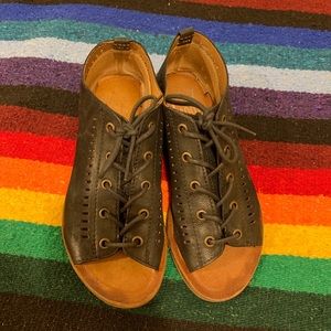 Mix Mooz black gladiator sandals